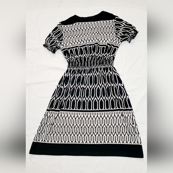 ENFOCUS STUDIO Ladies Lovely Black & White Fit & Flare Geometric Dress - Sz 4 - Picture 6 of 7